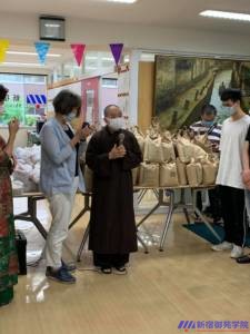 救援物資感謝　新宿御苑学院