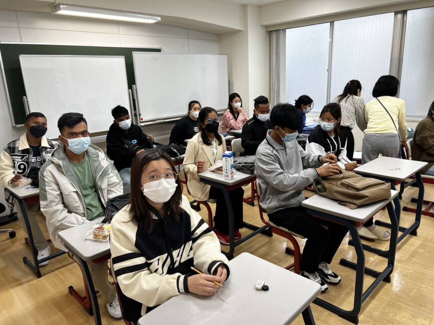 Shinjuku Gyoen Japanese Language School
